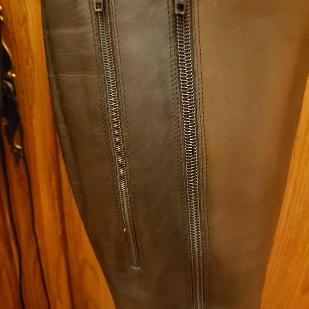 Women's Black Leather Boots - Picture 7 of 14
